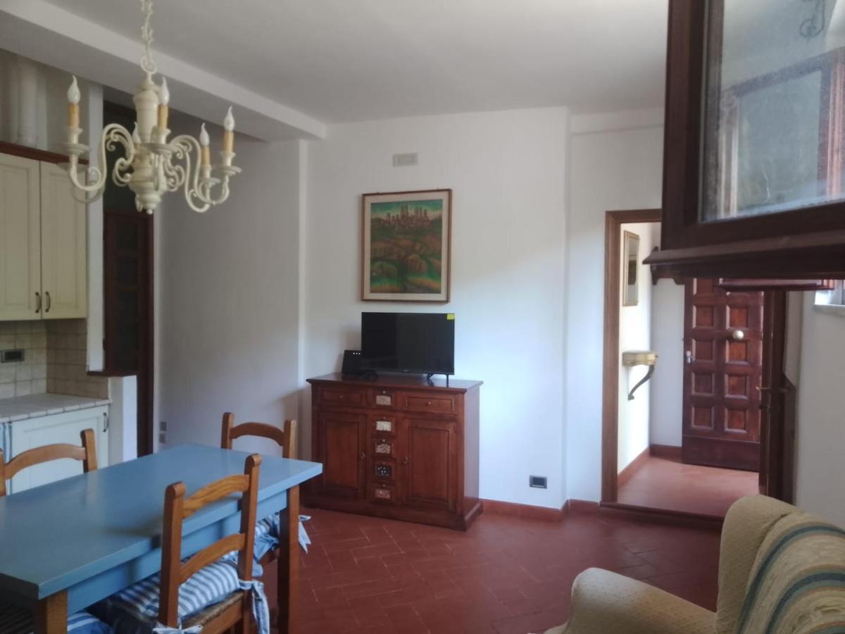 La Casina Tra Le Torri Apartment San Gimignano Bagian luar foto